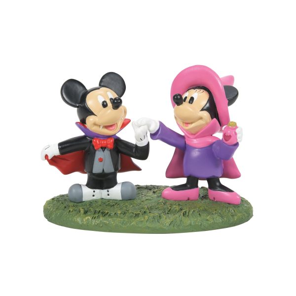 Mickey & Minnie s Costume Fun Supply